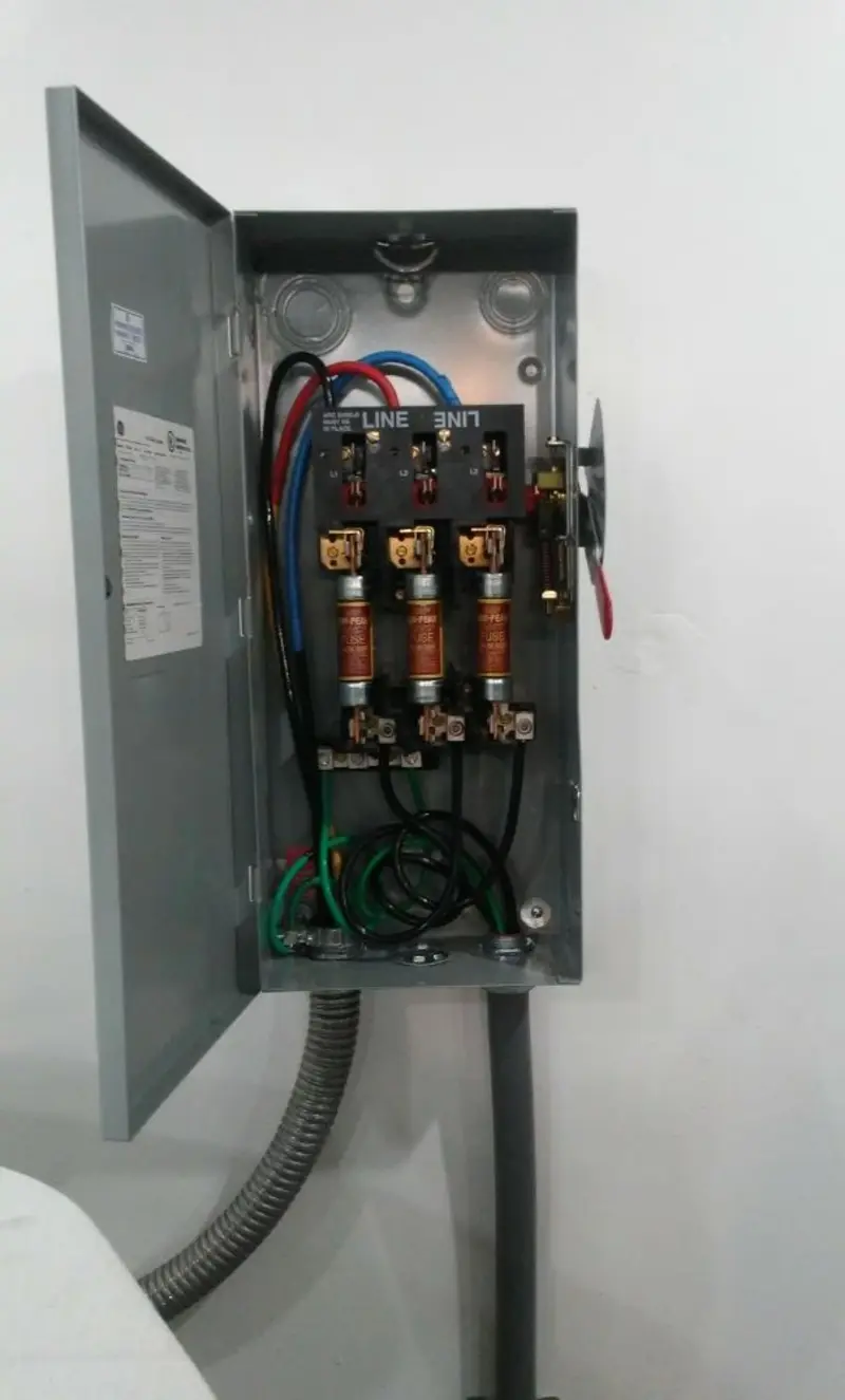 Three-phase disconnect switch installed for Smoke Detector Installation in Millbrook